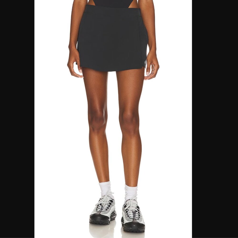 NWT ALO Yoga Black Clubhouse Skort